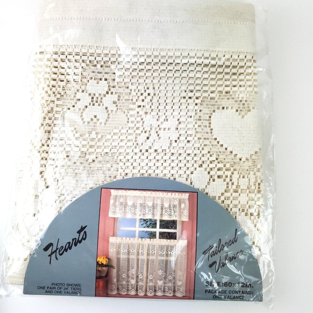 Kmart Vintage Hearts Tailored Valance Natural color one 60" x 12" NOS Unopened!
